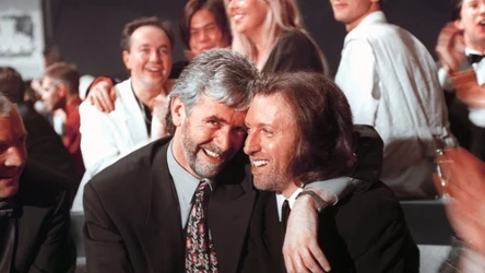 Charlie McGettigan (z lewej) i Paul Harrington po wygraniu Eurowizji 1994 w Dublinie (Irlandia)