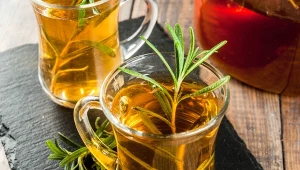 Pachnąca herbata detoksykująca. Wspiera wątrobę i trawienie