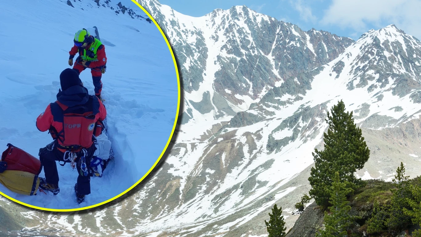 Śmiertelny wypadek w Tatrach. Nie żyje 20-latek Akcja ratownicza prowadzona przez dwóch ratowników górskich w śnieżnych górach, w tle wysokie, ośnieżone szczyty. W oddzielnym kadrze ukazane drzewa na tle rozległego górskiego krajobrazu.