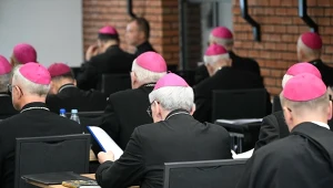 Drugi dzień świąt Bożego Narodzenia a dyspensa. Część biskupów zdecydowała