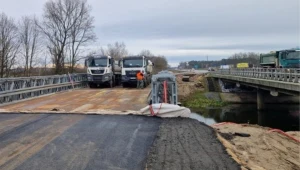 Burzą most na DK45. Kierowcy od dziś przejadą przeprawą tymczasową