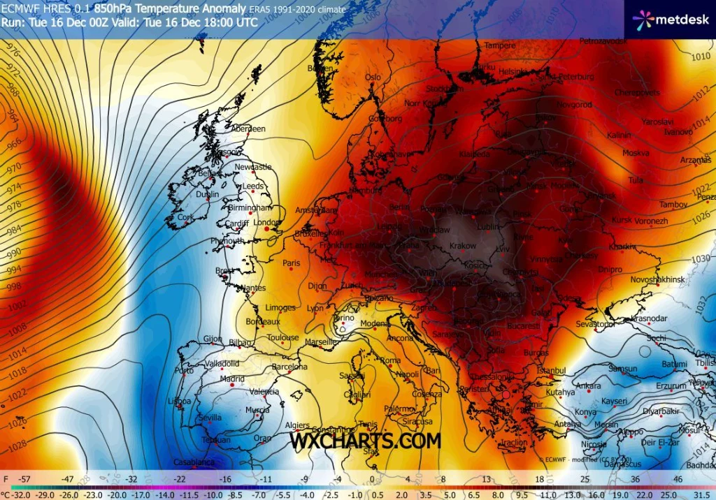 Kolorowa mapa obrazująca anomalie temperatur w Europie, z wyraźną przewagą czerwieni i ciemnych odcieni nad środkową oraz wschodnią Europą, wskazując na znaczne podwyższenie temperatur; zachodnia część kontynentu wykazuje strefy niebieskie sygnalizując...