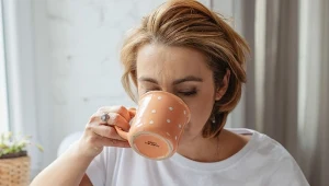 Lepsze od ciepłej wody z rana. Metabolizm rusza, jelita pracują książkowo