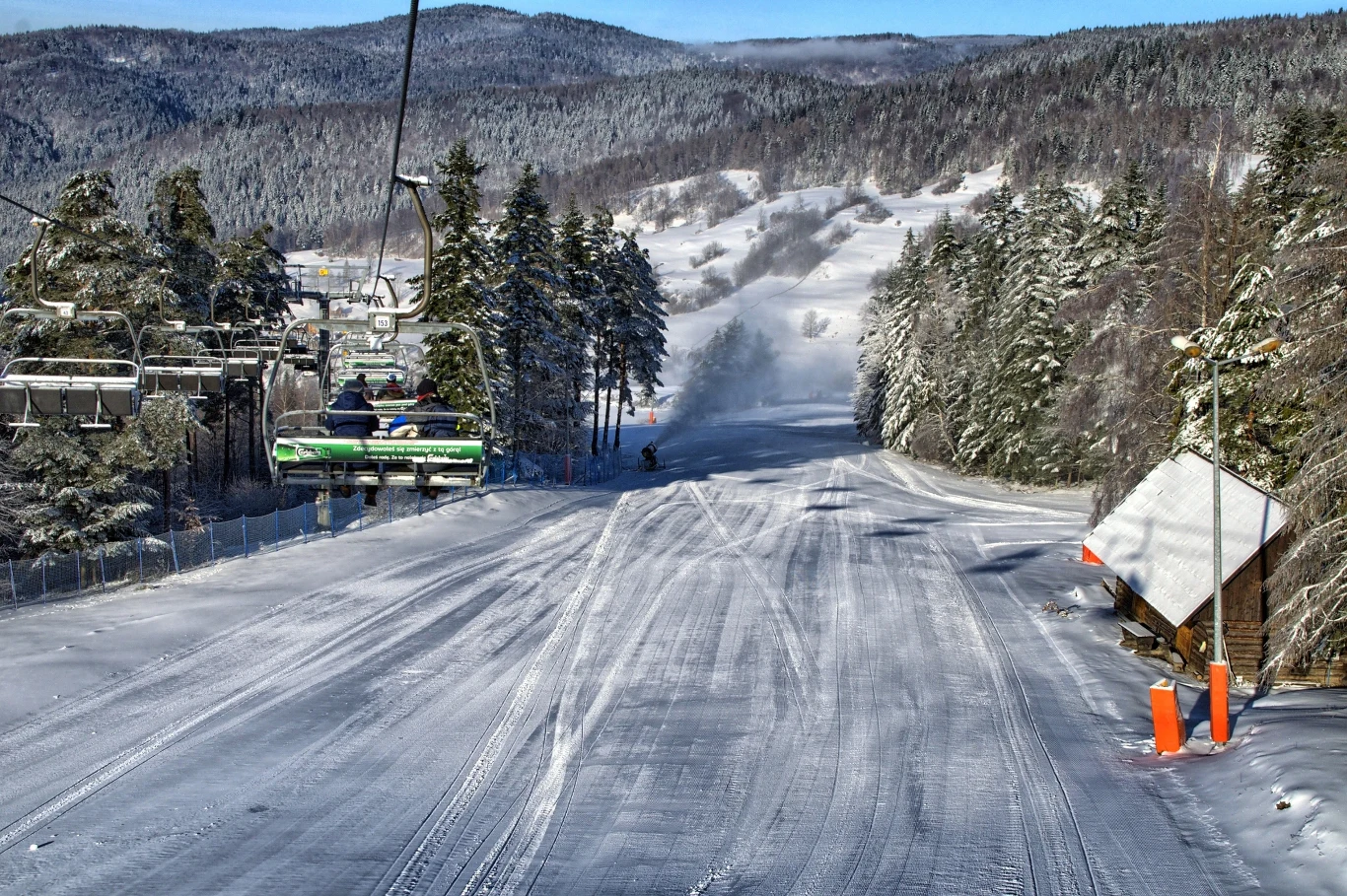 Muszyna to świetna baza wypadowa na okoliczne stoki narciarskie 