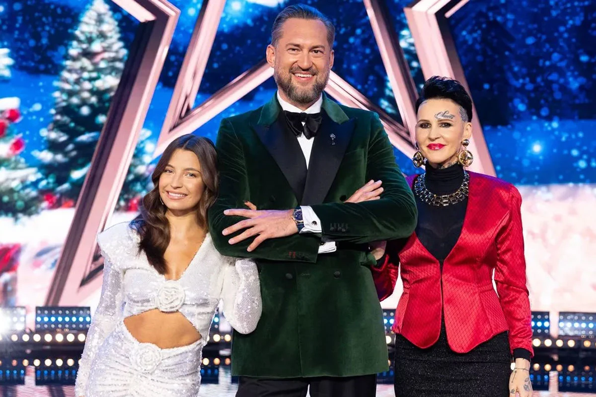 W "Mam talent pod choinkę" Julia Wieniawa, Marcin Prokop i Agnieszka Chylińska i spotkają się z wyjątkowym gościem - Świętym Mikołajem W "Mam talent pod choinkę" Julia Wieniawa, Marcin Prokop i Agnieszka Chylińska i spotkają się z wyjątkowym gościem - Świętym Mikołajem