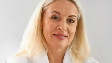 Genialny trik urodowy. Dodaj kilka kropli do kremu - skóra rano będzie gładka, nawilżona i promienna 