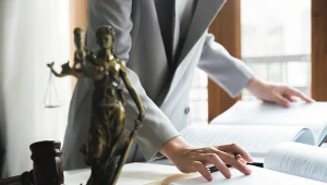 W Polsce działa blisko 1500 punktów, w których można skonsultować swój problem z prawnikiem, doradcą obywatelskim lub mediatorem