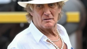 Zamieszanie na koncercie Roda Stewarta. Wszystko stało się tuż pod sceną