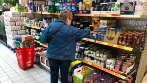 Seria ostrzeżeń GIS. Bakterie i pestycydy w popularnych produktach