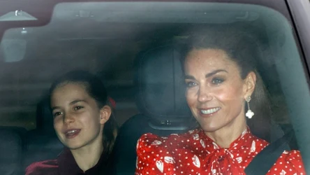 Księżna Kate wyglądała zachwycająco w świątecznej czerwieni