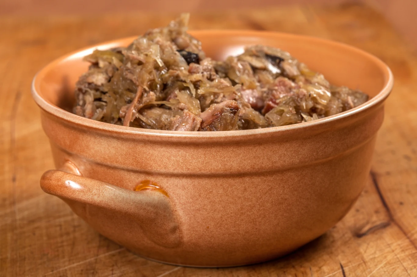 Smak wigilijnego bigosu zależy od dodatków. Warto dodać do niego dobrze namoczone, obgotowane grzyby i wędzone śliwki Smak wigilijnego bigosu zależy od dodatków. Warto dodać do niego dobrze namoczone, obgotowane grzyby i wędzone śliwki