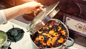 Zapomnij o klasycznym kompocie z suszu. Ta wersja podbija świąteczne stoły