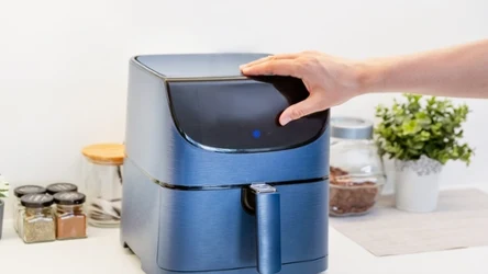 Z naszym domowym sposobem twój airfyer będzie czysty jak łza bez szorowania. 