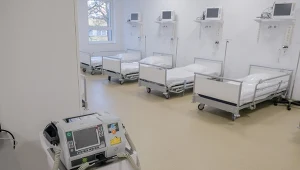 WHO bije na alarm. Zakażeń coraz więcej, Polska poniżej bezpiecznego progu