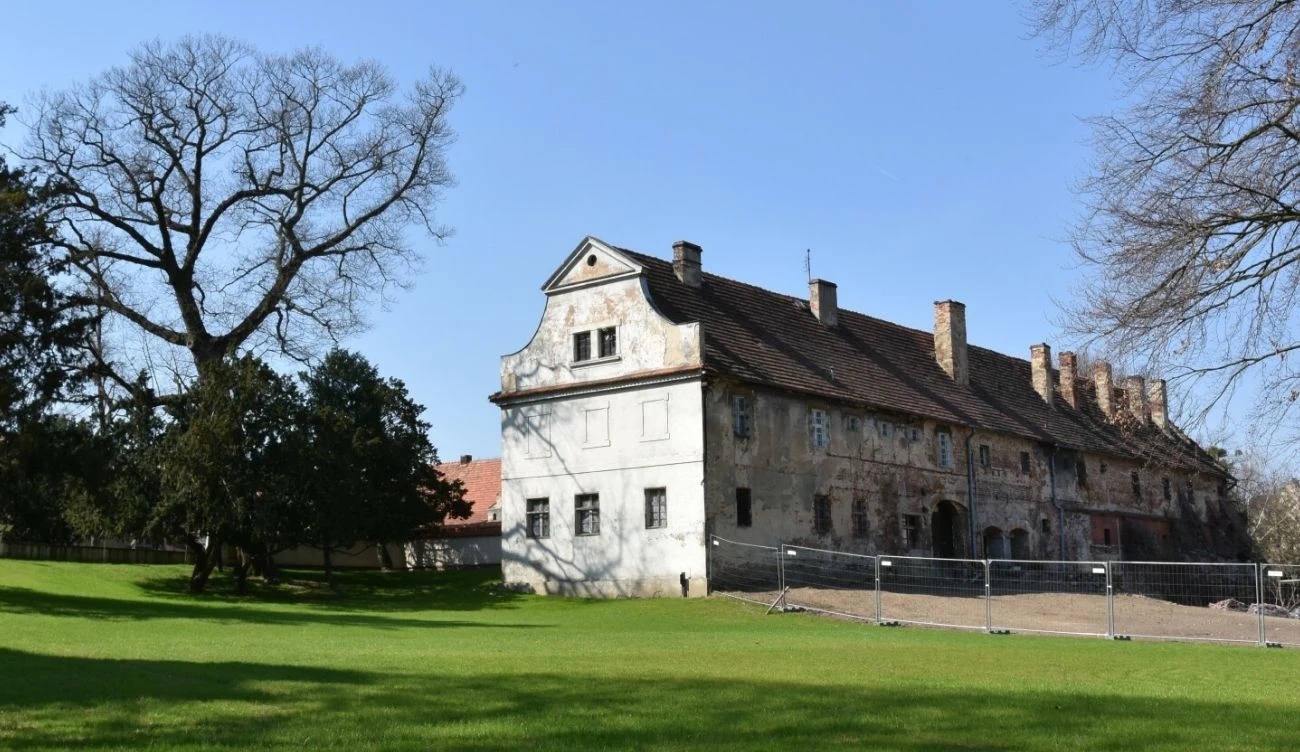 Książęcy Zamek w Niemodlinie jest jednym z najcenniejszych zamków w Polsce