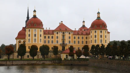 Jakie filmy kręcono na zamku Moritzburg?