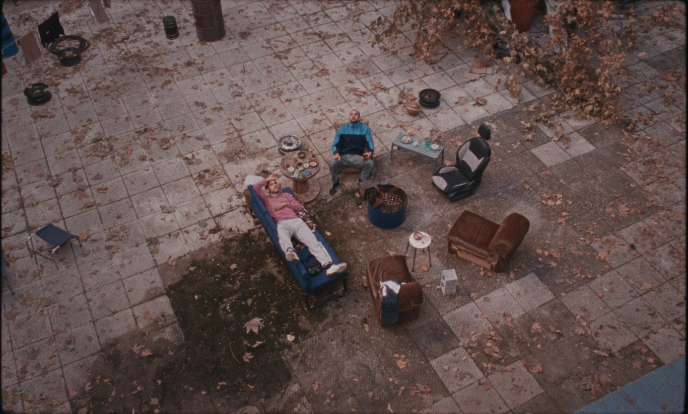 Kadr z filmu "Do nieznanej ziemi" Kadr z filmu "Do nieznanej ziemi"