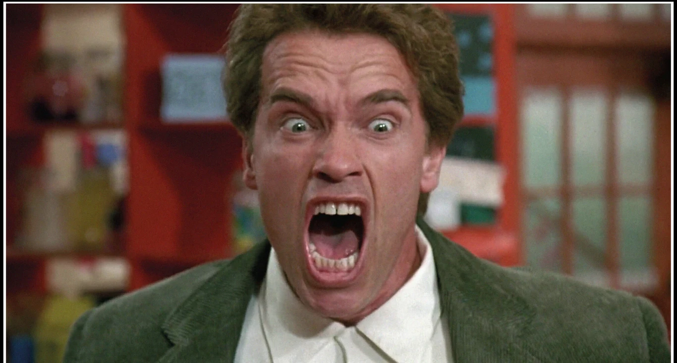 Arnold Schwarzenegger w filmie "Gliniarz w przedszkolu"