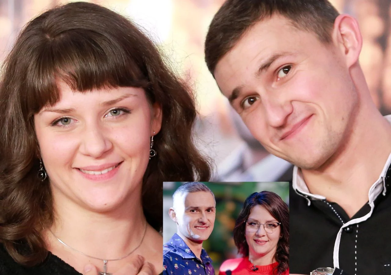 Dwoje młodych ludzi uśmiecha się do obiektywu, w tle widoczne rozmyte światła. W prawym dolnym rogu zdjęcie pary ubranej w swobodne ubrania, także prezentującej uśmiech.