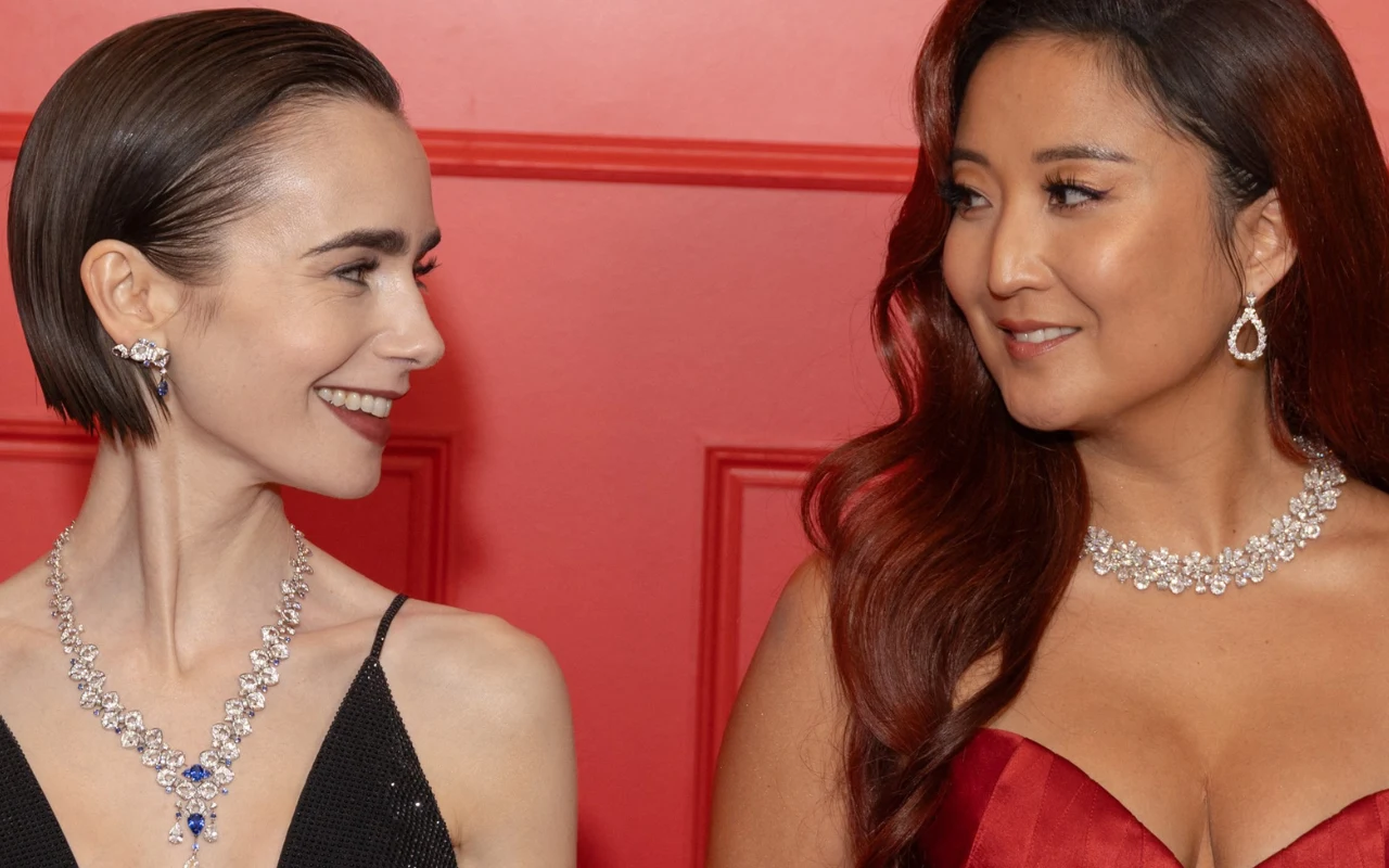 Lily Collins i Ashley Park - gwiazdy serialu "Emily w Paryżu"