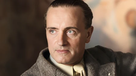 "​Król fryzjerów, fryzjer królów". Niezwykłe koleje losu Antoniego Cierplikowskiego