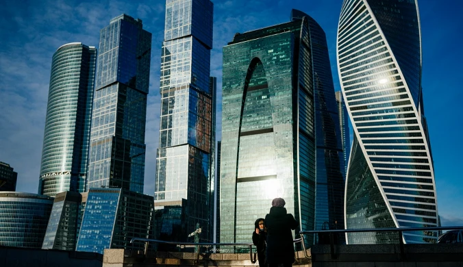 Rosja nakazuje Kolejom Rosyjskim sprzedaż wieżowca w Moskwie o wartości 2,4 miliarda dolarów (zdj. ilustracyjne)