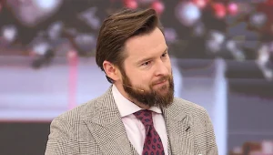 Jak się zachować (nie tylko) na wigilii? Ekspert savoir-vivre Wojciech Wocław rozwiewa wszelkie wątpliwości