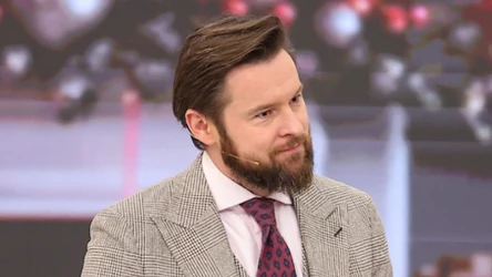 Jak się zachować (nie tylko) na wigilii? Ekspert savoir-vivre Wojciech Wocław rozwiewa wszelkie wątpliwości