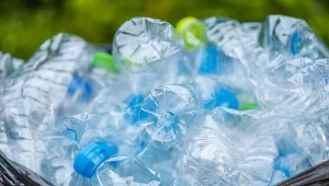 Leki na raka z butelek i ubrań? Zaskakująca metoda szkockiej uczelni