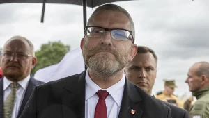 Partia Brauna może mieć problem. Niemal połowa Polaków za delegalizacją