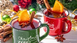 Ciepłe napoje na święta – 5 prostych przepisów na poncz i grzaniec!