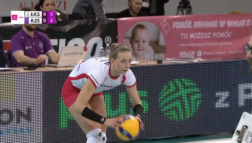 Bloki w meczu ŁKS Commercecon Łódź - Developres Rzeszów. WIDEO