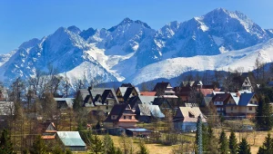 Najwyżej położona wieś w Polsce. Takiego widoku na Tatry nie ma żadna inna