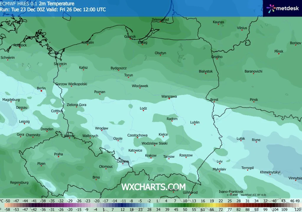 Kolorowa mapa Polski pokazująca prognozowane temperatury powierzchniowe dla różnych regionów kraju z podziałem na odcienie zieleni i błękitu, z naniesionymi nazwami miast oraz wartościami temperatur.