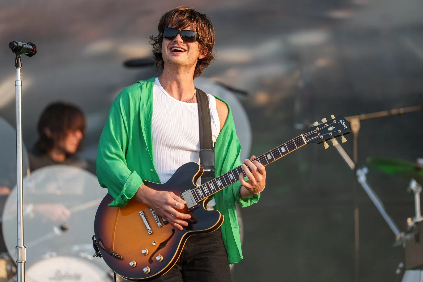 Joe Keery jako Djo Joe Keery jako Djo