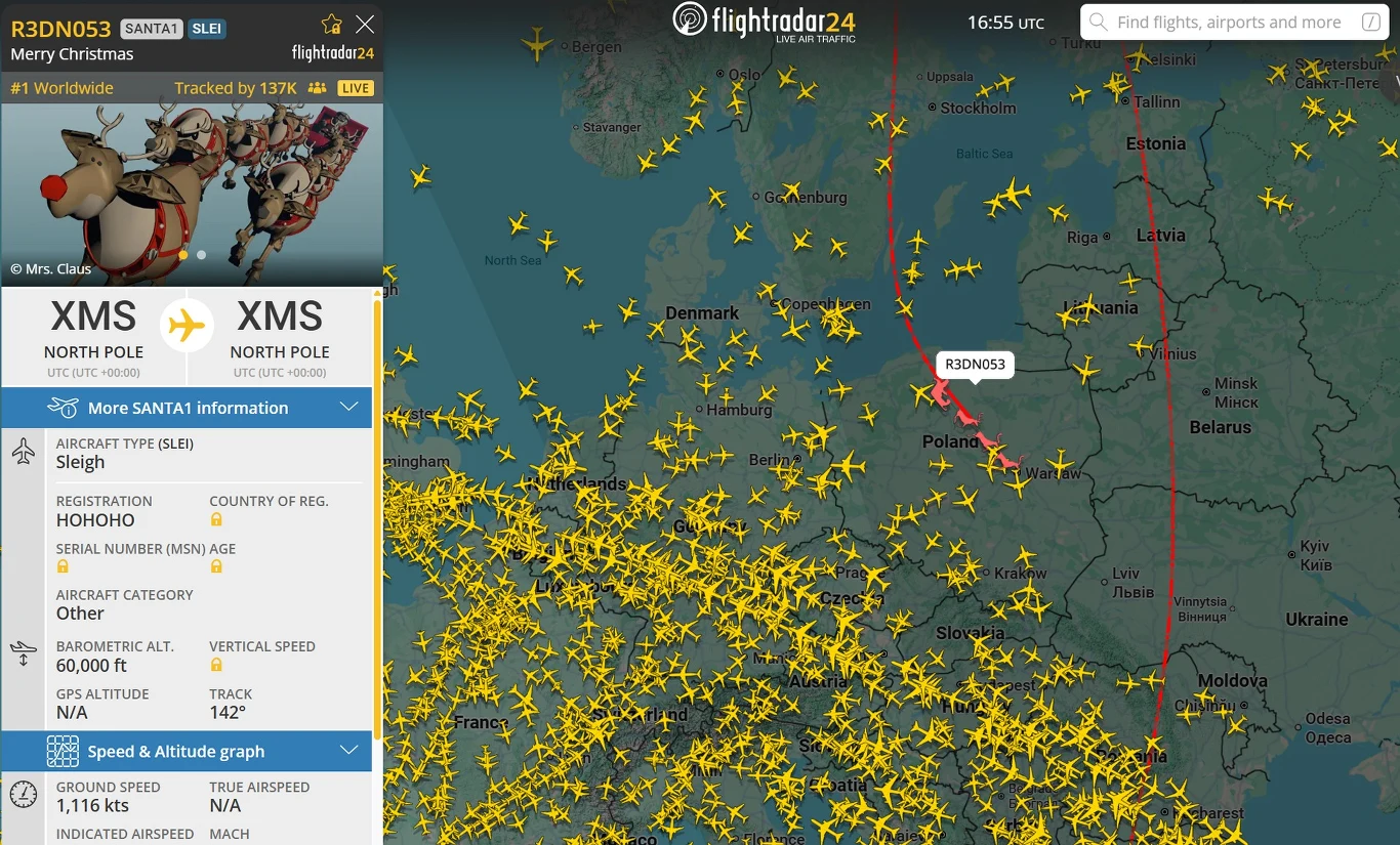 Mapa lotów lotniczych nad Europą z zaznaczonym śladem poruszania się świątecznych sani Świętego Mikołaja, obok liczne żółte ikony symbolizujące samoloty cywilne i informacja o locie o nazwie R3DNO53.