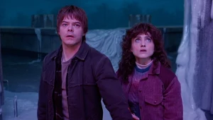 Charlie Heaton jako Jonathan Byers i Natalia Dyer jako Nancy Wheeler