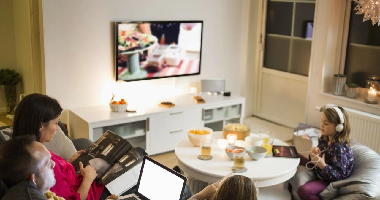 Kupiłeś nowe AGD i RTV na promocji? Sprawdź, jak uchronić nowe nabytki przed przepięciem lub kradzieżą.