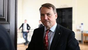 Sikorski wypomniał Nawrockiemu ruch sprzed lat. "Ja bym nie pojechał"