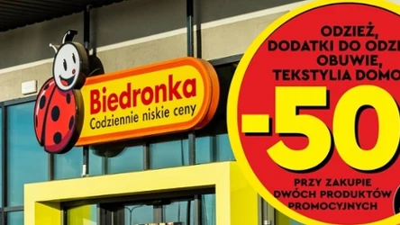 Wyprzedaż roku ruszyła! -50% na ubrania i -40% na zabawki w Biedronce