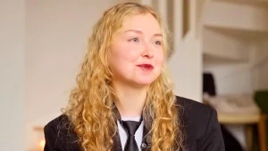 Aleksandra Betańska, czyli Ola z Paryża. Polka zrobiła karierę we Francji, a do Polski wróciła żeby rozpocząć jej nowy etap