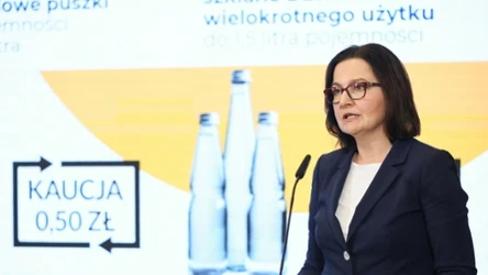 W pierwszym miesiącu funkcjonowania systemu kaucyjnego w Polsce zwrócono 500 tys. butelek i puszek - poinformowała wiceminister klimatu i środowiska Anita Sowińska