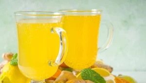 Ten napój przywraca energię w okresie zimowym. Warto spożywać go tuż po śniadaniu.