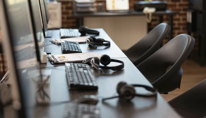 Nasila się inwazja cybergangów ze Wschodu - pisze "Rzeczpospolita"