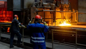 Wskaźnik PMI dla polskiego przemysłu spadł po 5 miesiącach wzrostu