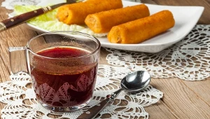 Sylwestrowe klasyki w PRL. Bez nich nie obyła się żadna impreza