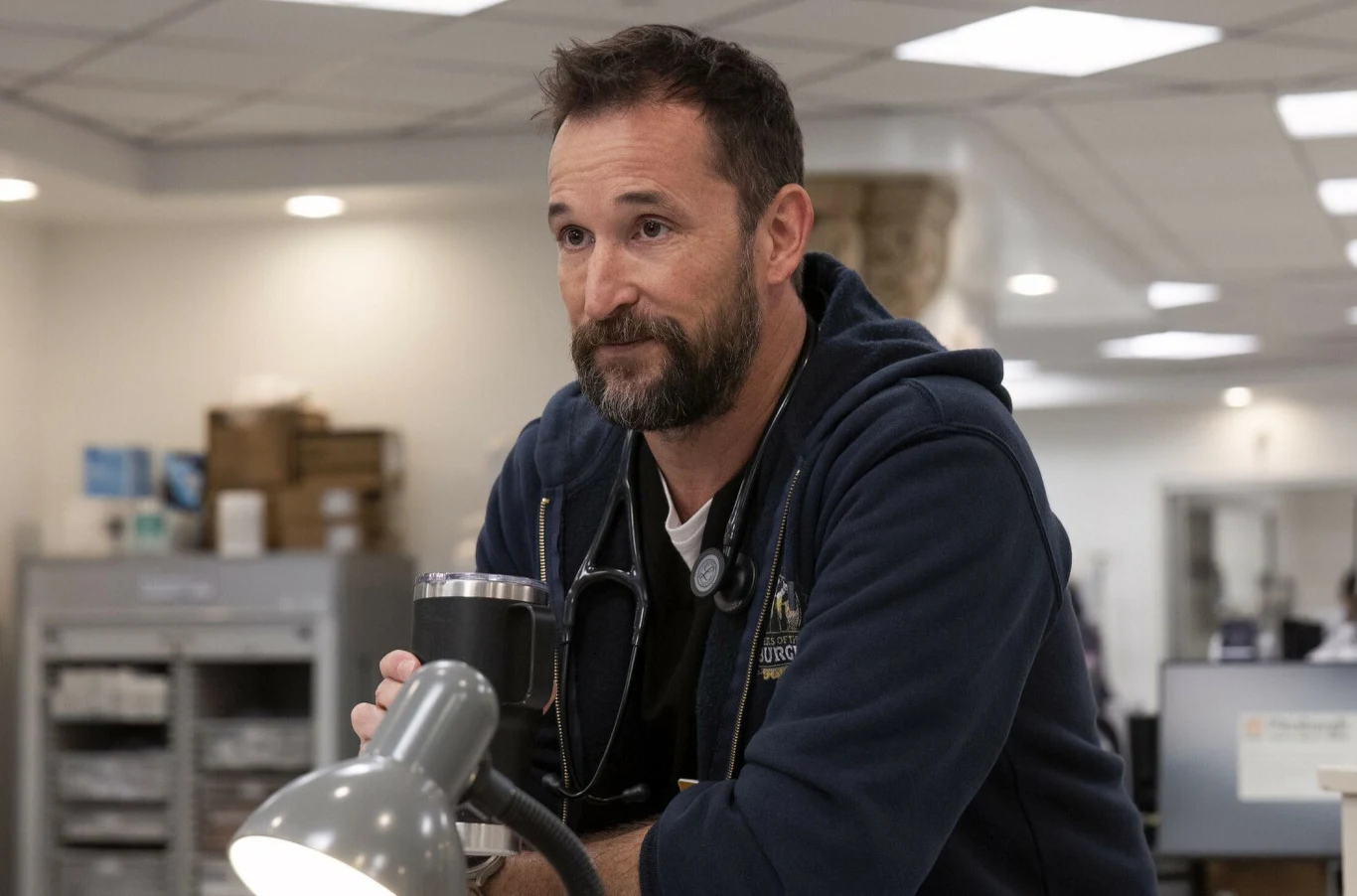 Noah Wyle w serialu "The Pitt"