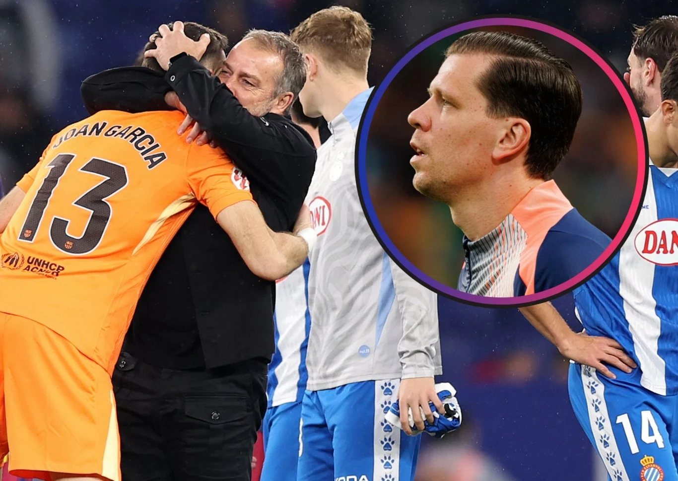 Piłkarz w pomarańczowym stroju z numerem 13 przytula mężczyznę, obok stoją zawodnicy drużyny w biało-niebieskich strojach, a w okrągłej ramce z boku widoczny jest zbliżony wizerunek innego piłkarza.