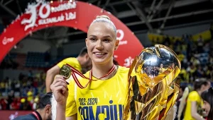 Rosyjska gwiazda chce zagrać w Polsce, jest problem. Czas ucieka