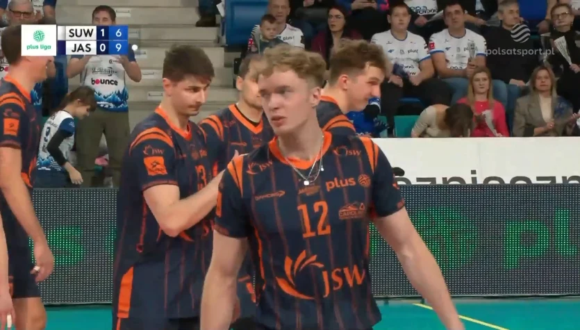 Ataki w meczu MKS Ślepsk Malow Suwałki - JSW Jastrzębski Węgiel. WIDEO